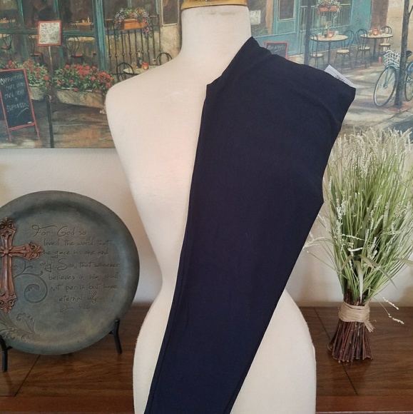 Solid navy leggings - Picture 2 of 3